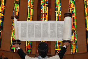  A Torah held aloft at a reconstructionist synagogue.
