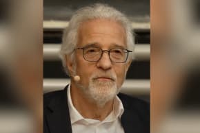 Omer Bartov speaks at the conference "Beyond – Towards a Future Practice of Remembrance," hosted at the Frankfurt University of Applied Sciences.