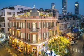 THE EXTERIOR of the Hotel Nordoy.