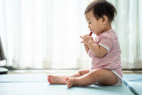 Illustrative image of a baby girl to frame story of 9-month-old who died in Shaare Zedek after choking. February, 2026.