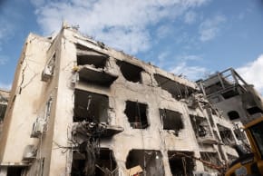 Damage after an Iranian missile attack in Tel Aviv.