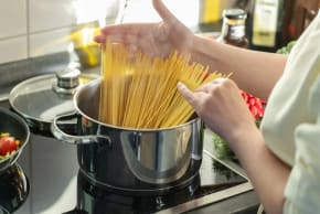 What is the best way to cook pasta?