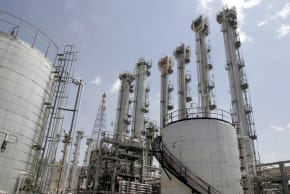 A general view of a heavy water plant in Arak, 320 kms south of Tehran, 26 August 2006.