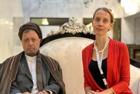 Shelly Kittleson with an Afghani interview subject in 2024. 