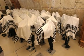 Western Wall priestly blessing limited to 50 as High Court permits larger anti-war protests