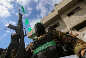 Un terrorista de Hamás en la Franja de Gaza. 22 de febrero de 2025. 