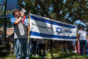Sunday, April 28, 2024 - Los Angeles, California : Pro-Israeli protestors 