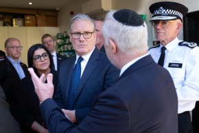British Prime Minister Keir Starmer, Metropolitan Police Commissioner Mark Rowley, and British Home Secretary Shabana Mahmood speak with members of the Jewish community during a visit to Golders Green, north west London, Britain, April 30, 2026.