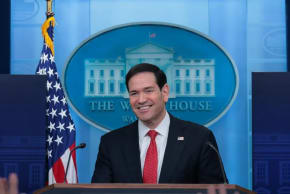 El secretario de Estado de EE. UU., Marco Rubio, ofrece una rueda de prensa en la sala de prensa James S. Brady de la Casa Blanca, en Washington D. C. (EE. UU.), el 5 de mayo de 2026.