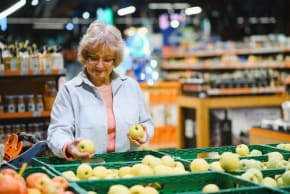 Researchers found that people who consumed more fruits and beverages rich in polyphenols were at a lower risk for accelerated cellular aging