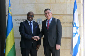 Gideon Sa'ar and Olivier Nduhungirehe at the Ministry of Foreign Affairs in Jerusalem on July 6. 
