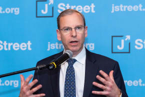 Jeremy Ben-Ami, president of J Street, speaks at the group's national conference in 2018. 