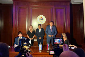  1: Outgoing Israeli Ambassador to Bosnia and Herzegovina Galit Peleg, Diaspora Affairs Minister Amichai Chikli and Milorad Dodik attend the inauguration of the Israel Chamber of Commerce representative office in Banja Luka, Republika Srpska, September 3, 2026.