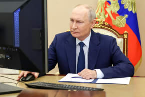 Putin accuses Ukraine of interfering in Russian parliamentary election