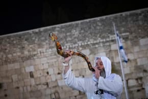  The Western Wall in Jerusalem’s Old City during the final Selichot prayers ahead of Yom Kippur. September 19, 2026.