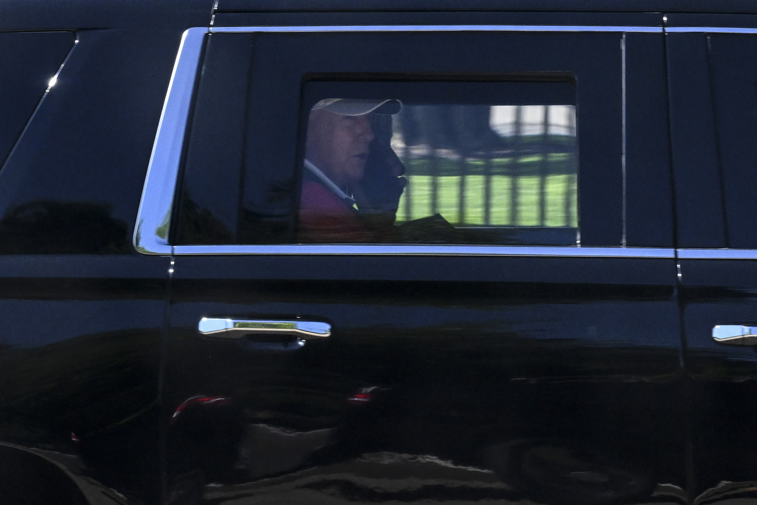 Trump physical at Walter Reed involved 22 medical specialists, setting new record - report