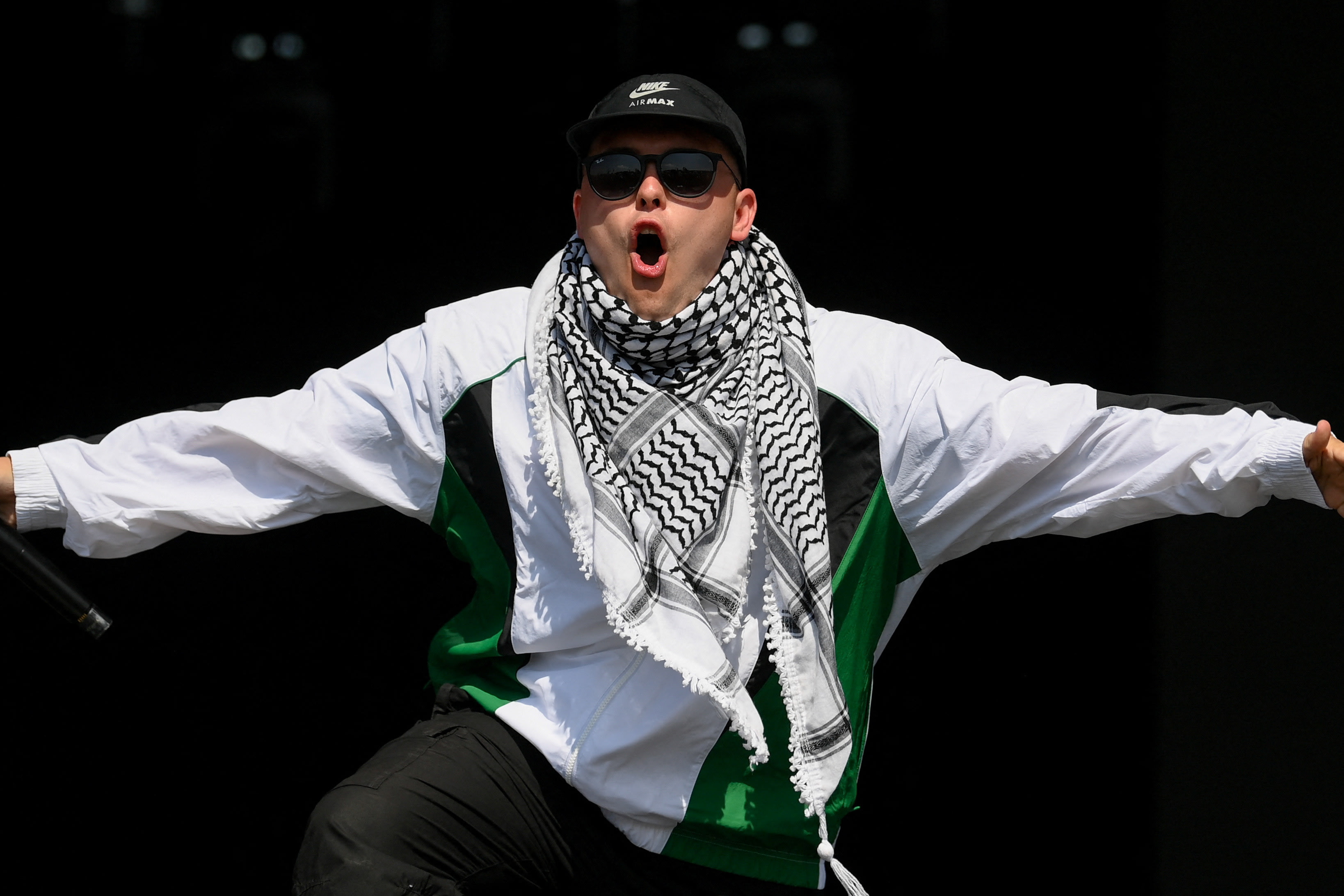 UK prosecutors lose appeal to reinstate terrorism charge against Kneecap rapper