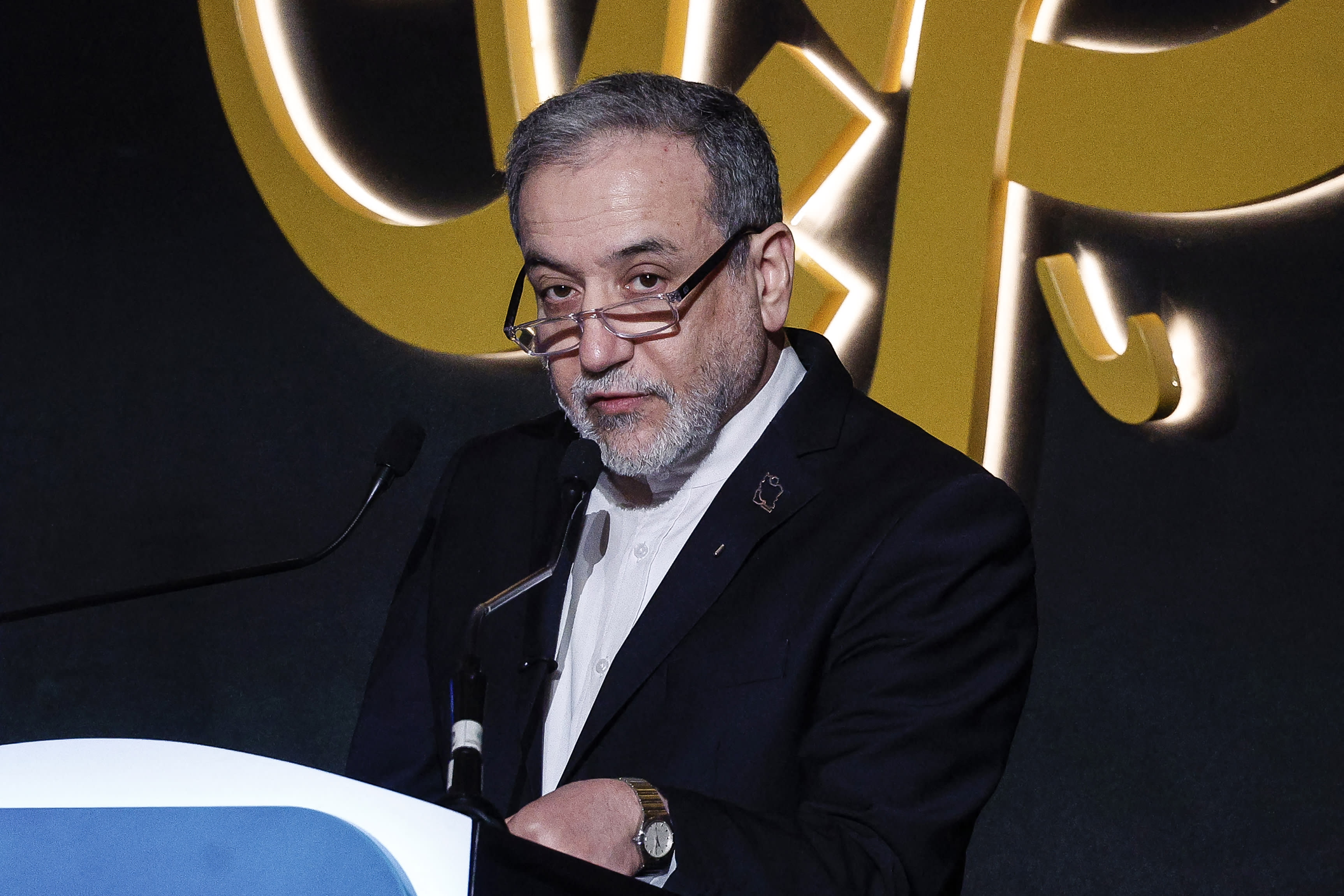 Trump admin. expects Araghchi to bring...