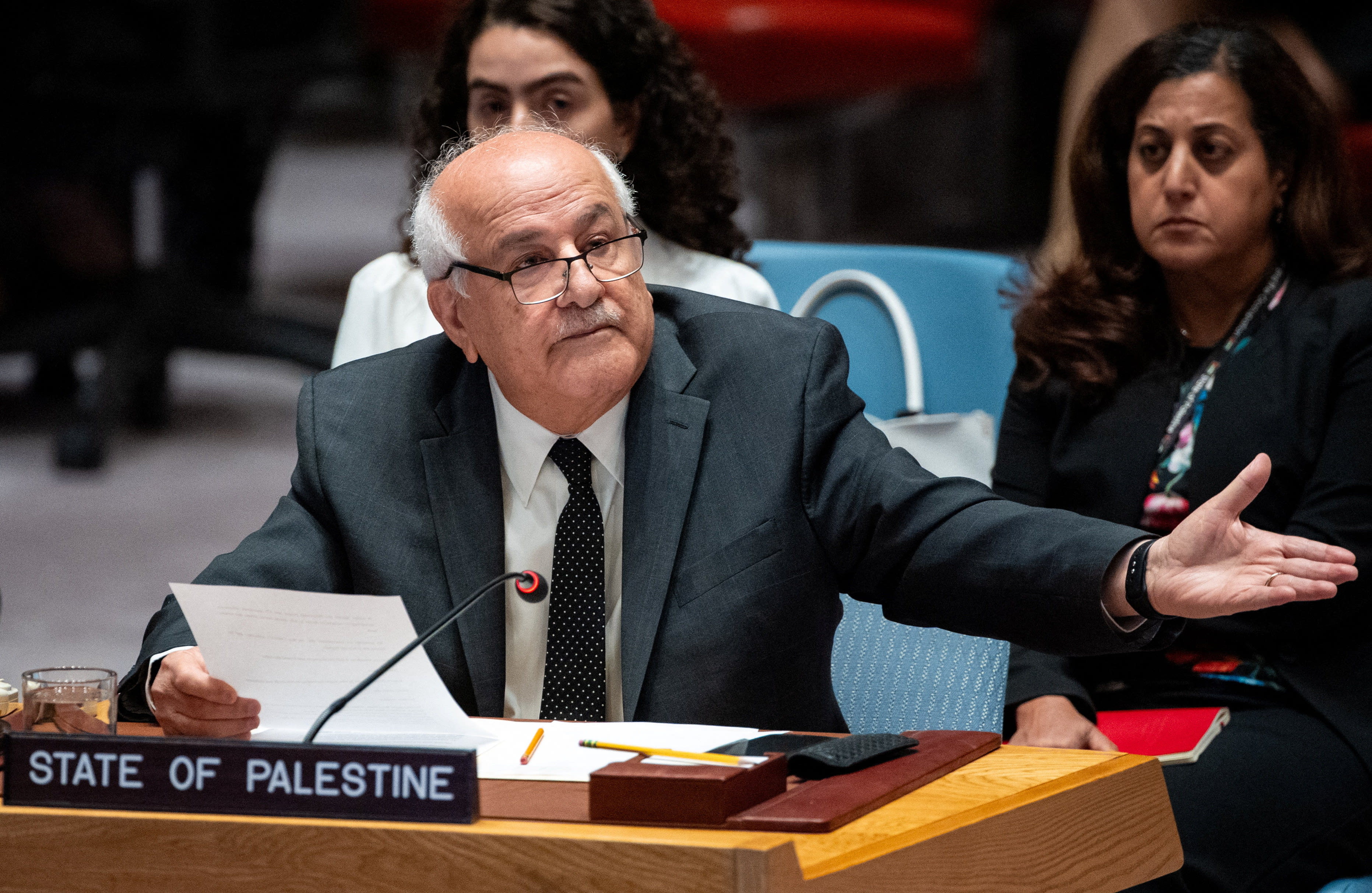 Palestinian UN representitive submits candidacy for General Assembly president