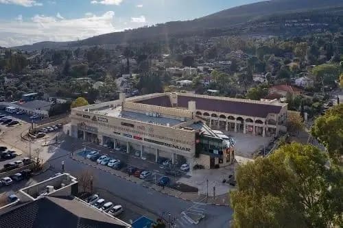 Rosh Pina Mall. (photo credit: Ashtrom Properties, official website)