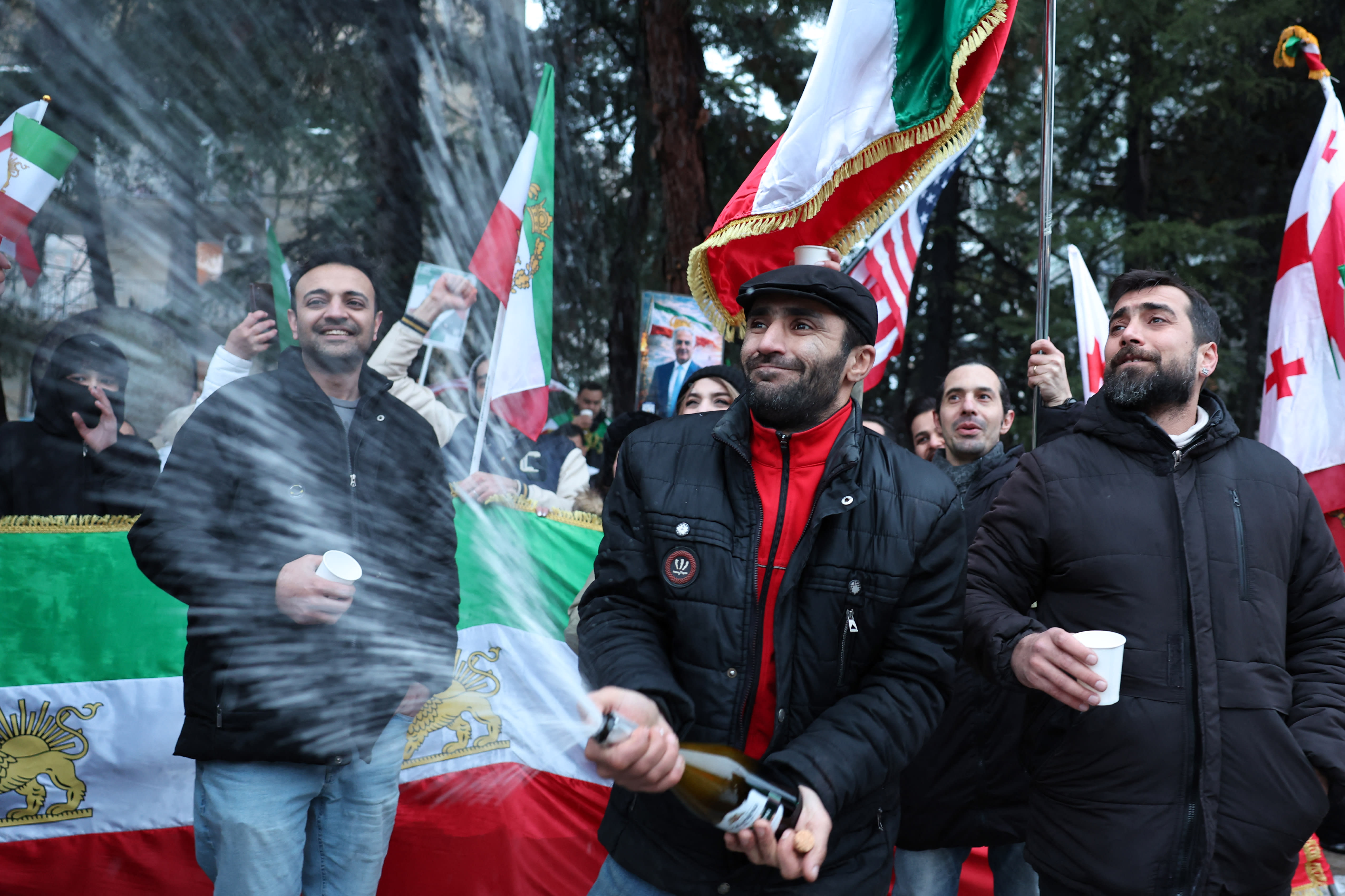 Tehran threatens to confiscate property of Iranians abroad who back attacks on Iran