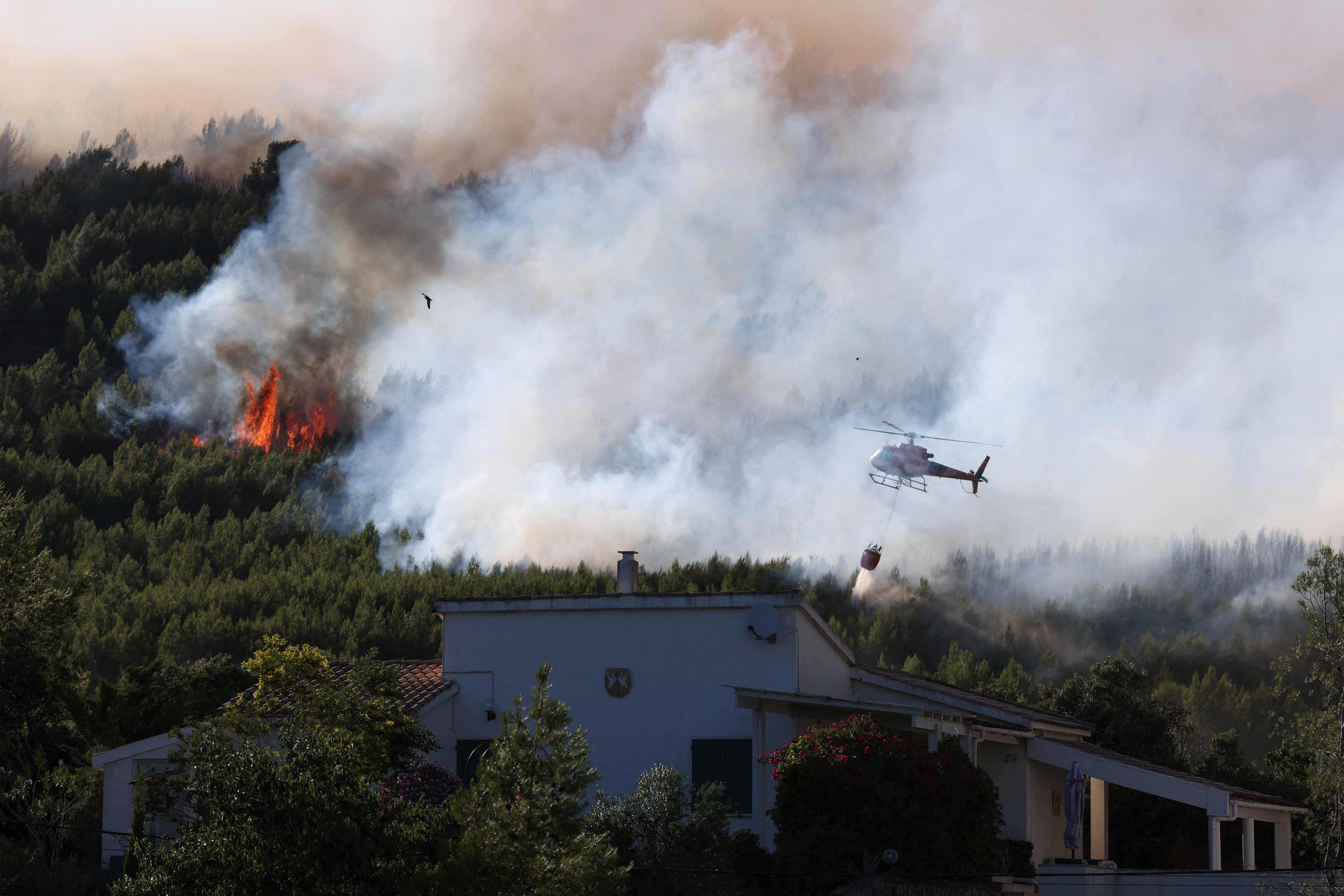 Thousands evacuated from homes in southwest France as ‘battle resumes’ against...