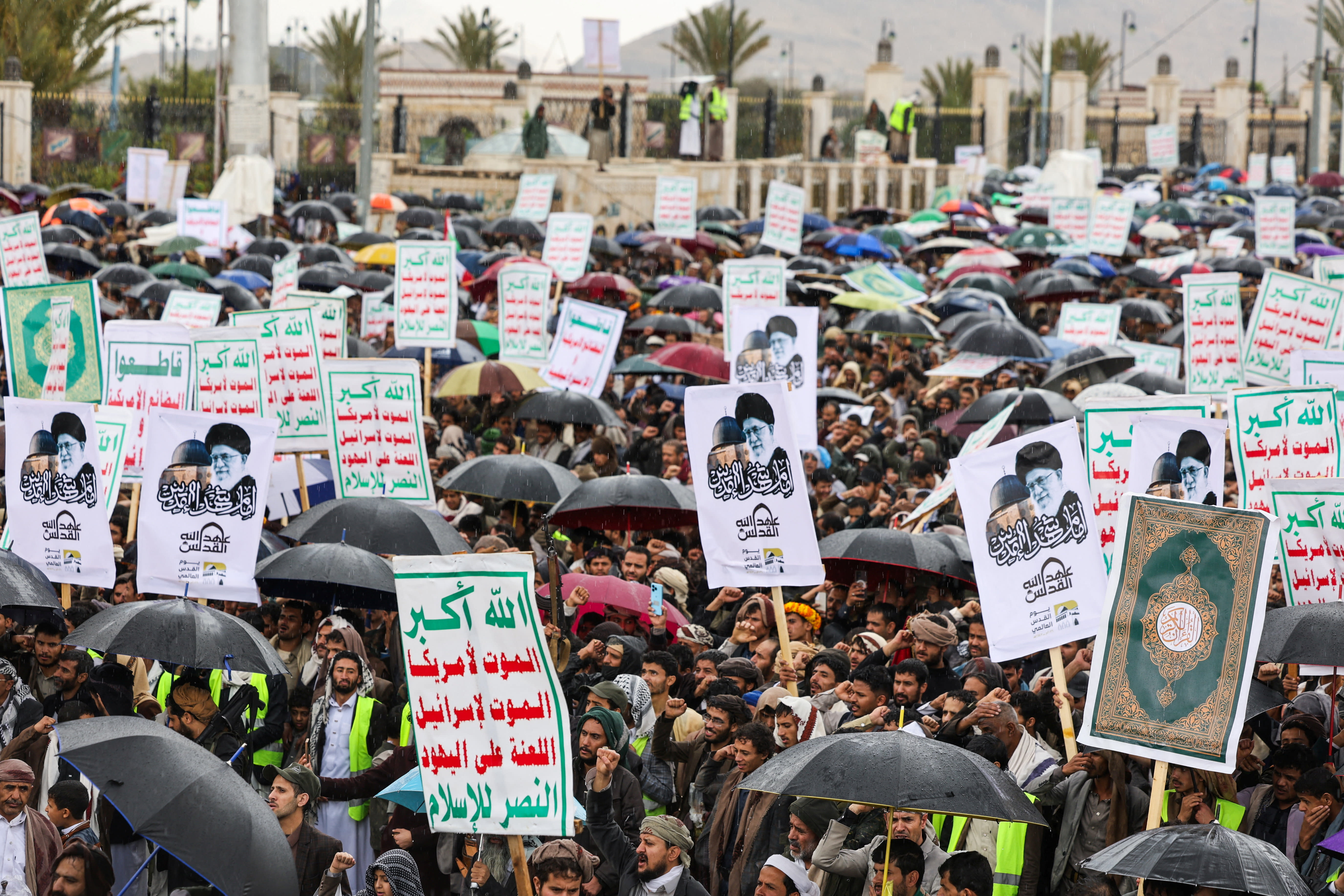 Yemen's Houthis ready to join Iran war if needed, raising new shipping risk