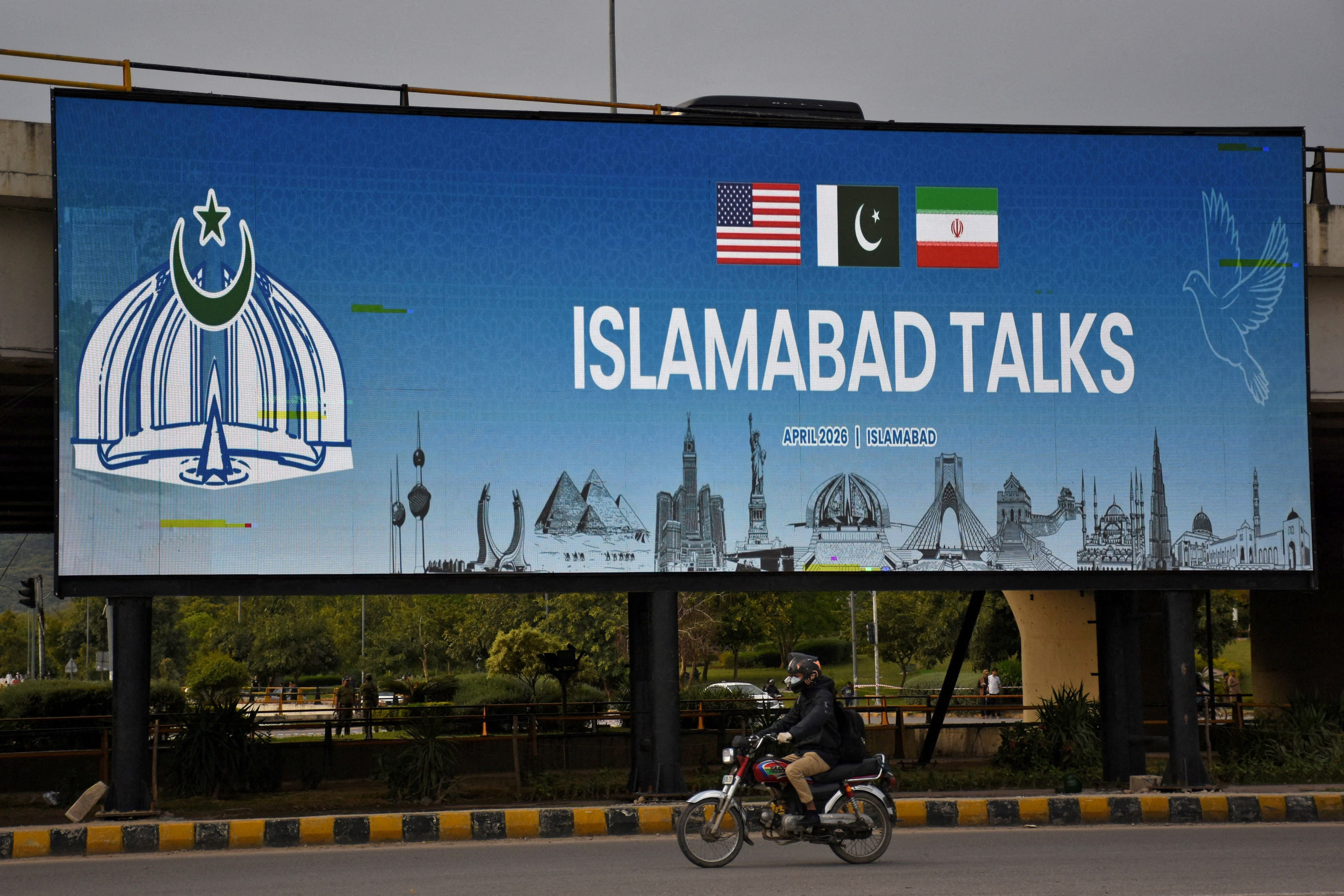 US team heads to talks with Iran in Pakistan with low expectations