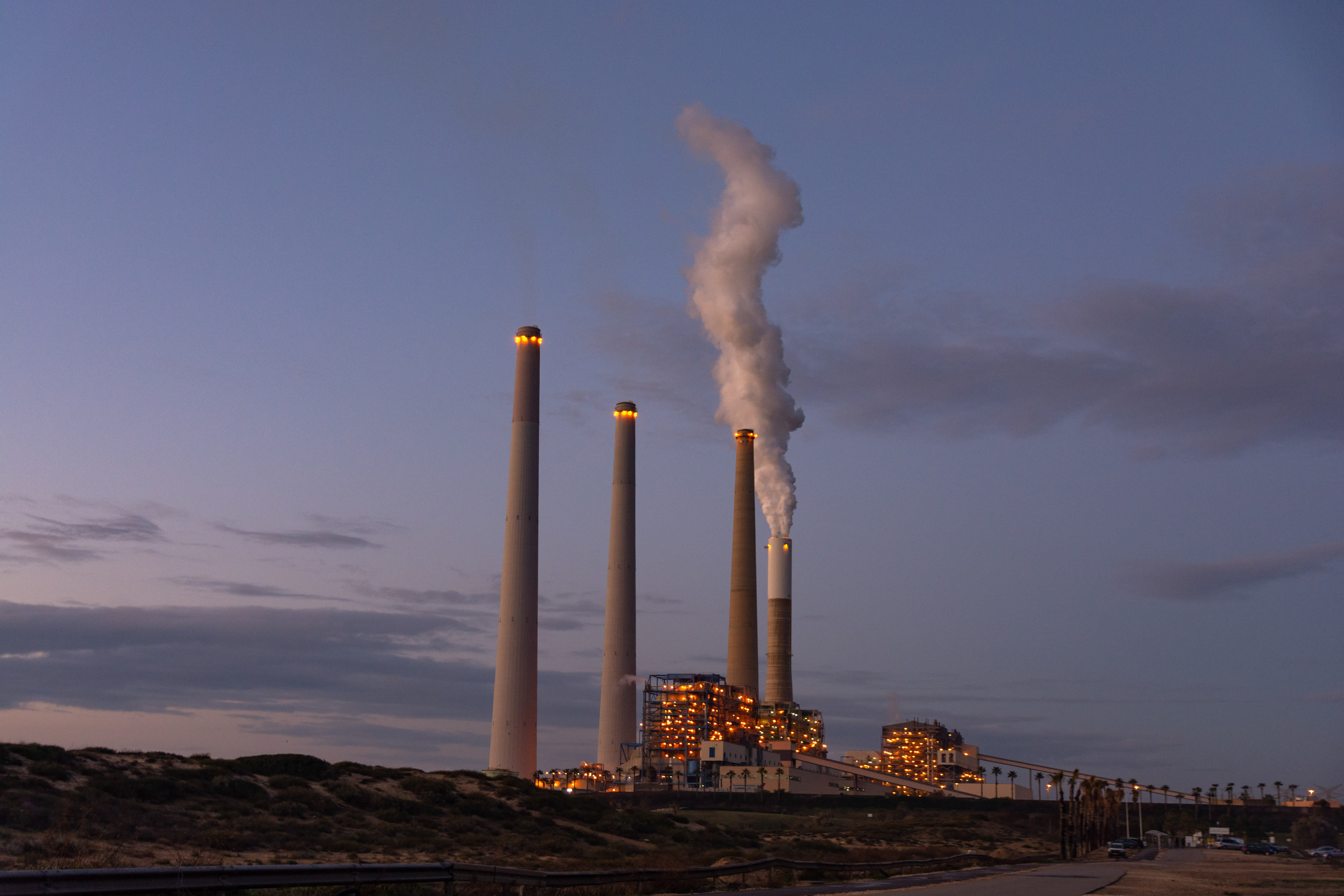  View of the Power Station in Hadera, on Janury 27, 2018. (photo credit: MILA AVIV/FLASH90)