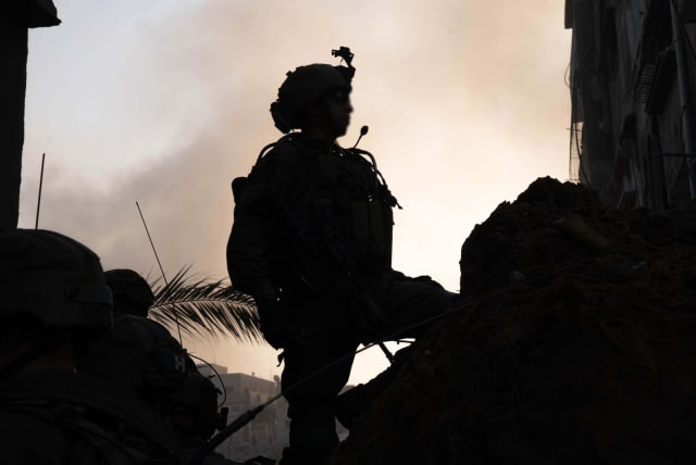  IDF soldiers operate in the Gaza's Khan Yunis on January 9, 2024 (photo credit: IDF SPOKESPERSON'S UNIT)