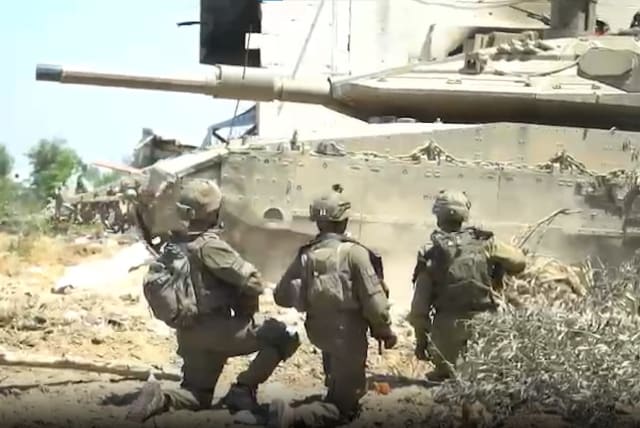  Nahal soldiers operate in the Gaza Strip. April 20, 2024. (photo credit: SCREENSHOT/IDF SPOKESPERSON'S UNIT)