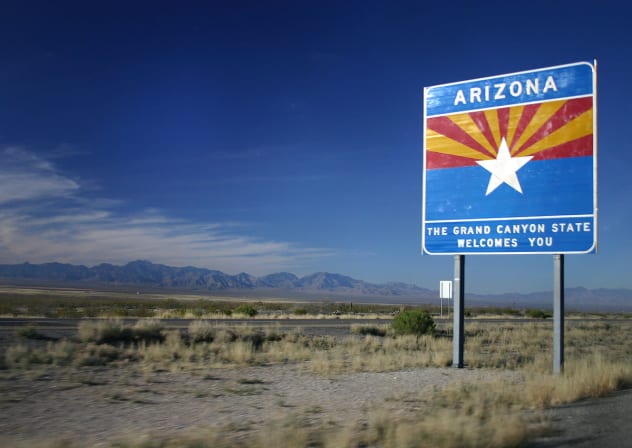 Arizona State Highway welcome sign