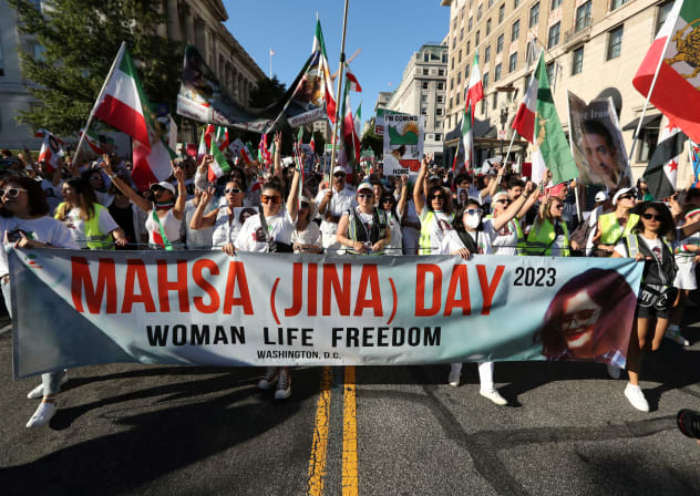  Supporters of women's rights in Iran march on the anniversary of the death of Mahsa Amini during a protest in Washington, U.S., September 16, 2023. 