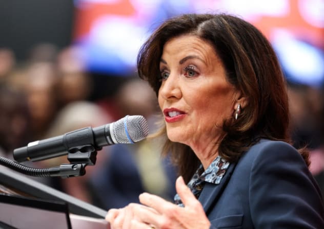 Kathy Hochul says she has “intervened” prevent the destruction of a nearly century-old synagogue in Brooklyn