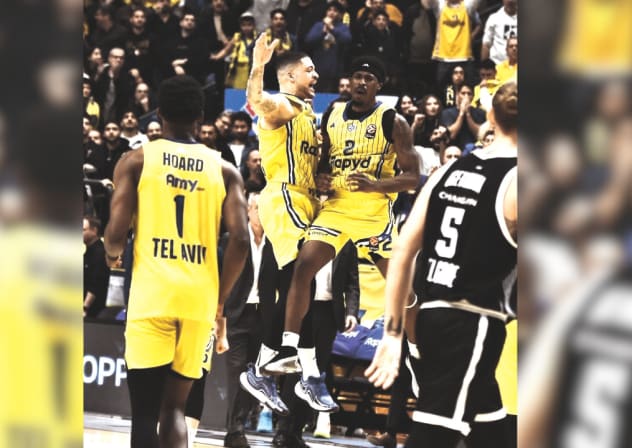 MACCABI TEL AVIV guard hits the game-winning shot late in the fourth quarter of the team’s 95-93 Euroleague home victory over Partizan Belgrade at Menora Mivtachim Arena.