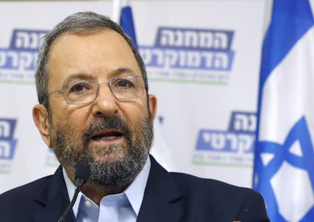 Former Israeli prime minister Ehud Barak (L) attends the launch of the Democratic Union list on July 25, 2019 in the Israeli coastal city of Tel Aviv.
