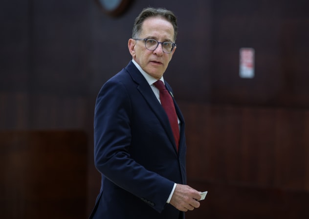 Former Prime Minister's chief of staff Tzachi Braverman walking at the Knesset, the Israeli parliament in Jerusalem, November 11, 2024.
