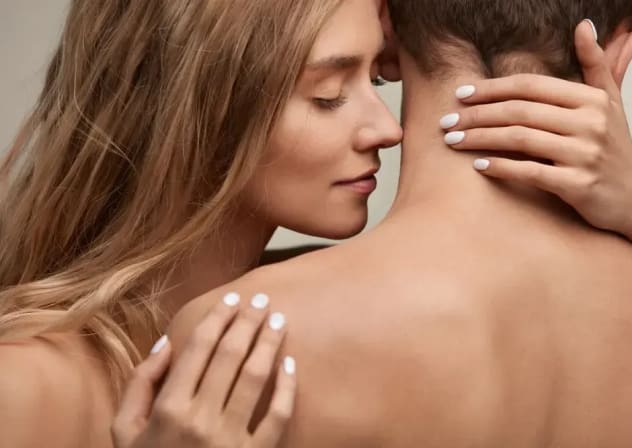 Men are more attracted to the body odor of women in the days before ovulation
