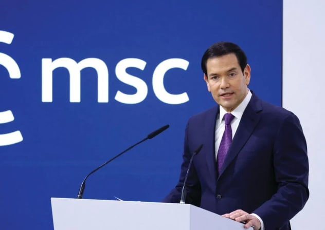 El secretario de Estado estadounidense Marco Rubio habla durante la Conferencia de Seguridad de Múnich (MSC). Durante su discurso, Rubio anunció que el Viejo Orden Mundial había muerto, afirma el autor, y añade que ahora Israel debe encontrar su lugar en lo que vendrá después. 