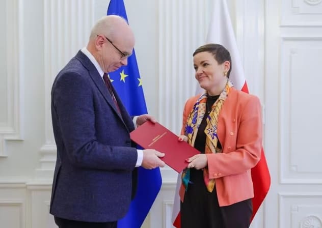 Dariusz Stola receives the appointment as the Museum of the History of Polish Jews' director from Marta Cienkowska, the Polish minister of culture and national heritage, in February 2026. 