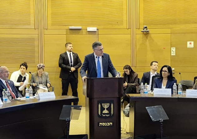 Foreign Minister Gideon Sa’ar speaks at the Knesset on Feb. 25, 2026. 