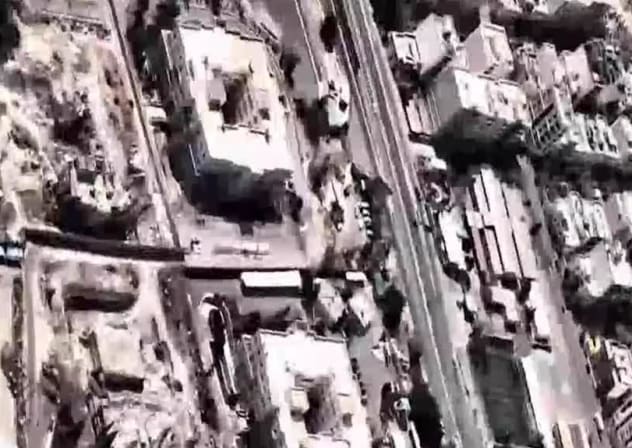 Imágenes del ejército israelí del ataque contra la sede del régimen iraní en Teherán, el 1 de marzo de 2026.