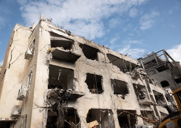 Damage after an Iranian missile attack in Tel Aviv.