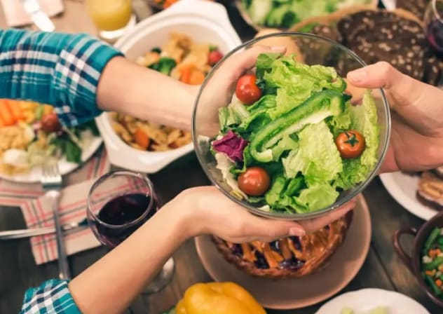 A family meal is mindful eating
