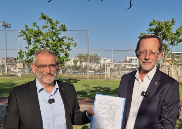 FORMER OTZMA YEHUDIT chair Michael Ben-Ari (left) and Zehut party leader Moshe Feiglin (right) agree to run in a joint list ahead of elections, Wednesday, May 7, 2026.