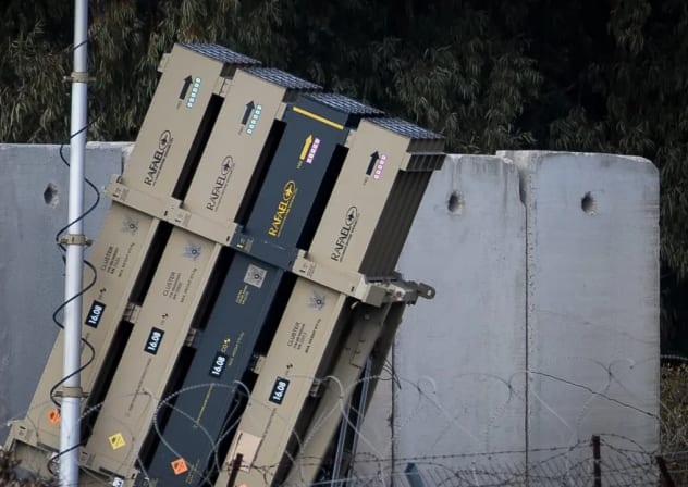 Una batería antimisiles del sistema «Cúpula de Hierro» está desplegada cerca de la frontera entre Israel y Siria, en los Altos del Golán, al norte de Israel, el 3 de enero de 2020
