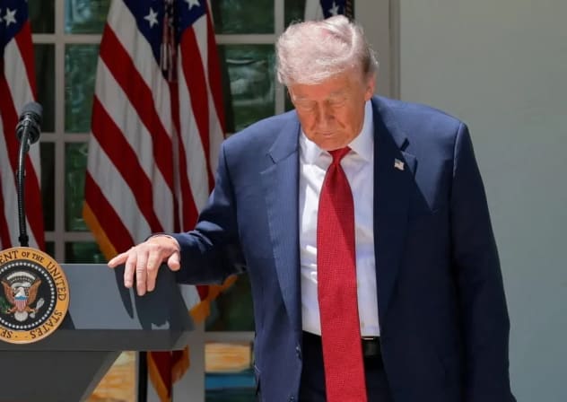 El presidente de Estados Unidos, Donald Trump, asiste a una recepción con motivo del Día de la Madre para las madres de la «Gold Star».