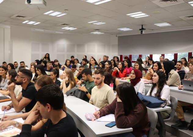 HEBREW UNIVERSITY Business School students. 