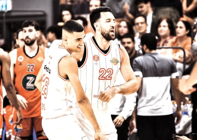VASILIJE MICIC (22) and Yam Madar helped Hapoel Tel Aviv force a decisive Game 3 against Maccabi Rishon Lezion in their quarterfinals series