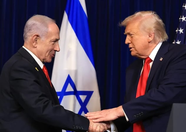 Benjamin Netanyahu junto con Donald Trump